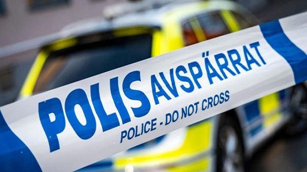 SÖDERTÄLJE’DE BİR VİLLAYA PATLAYICI ATILDI