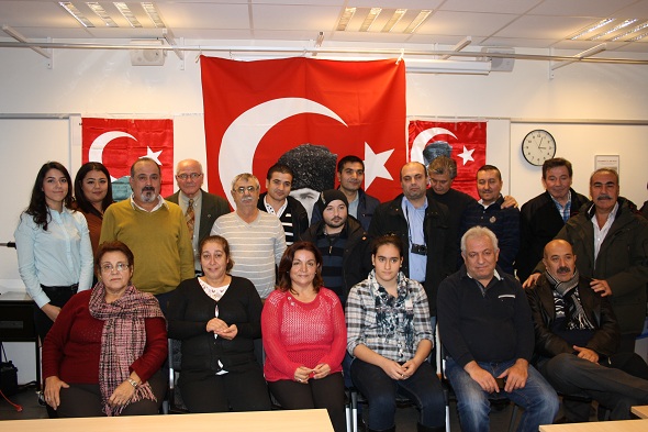 Ölümünün 76. yılında Atatürk anıldı