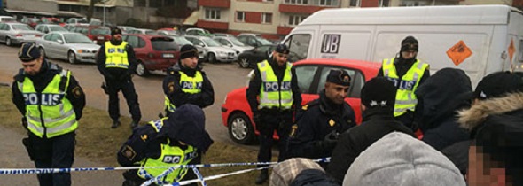 Uddevalal’da öldürülmüş üç kişinin cesedi  bulundu