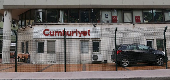 CUMHURİYET’E DOĞRU YAŞAM ÖDÜLÜ
