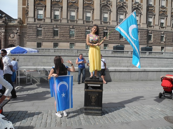 Işid Stockholm’da protesto edildi