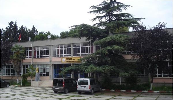 Samsun’da ilginç bir olay: ‘okulu boşaltın cami yapılacak’