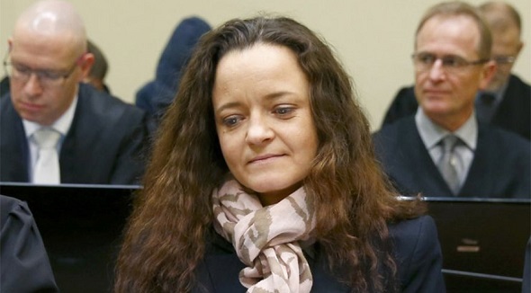 BEATA ZSCHÄPE SUSKUNLUĞUNU BOZDU