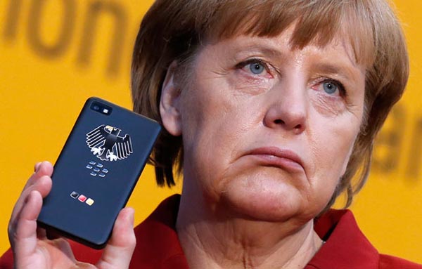 ANGELA MERKEL KARŞI İSTİHBARAT HAREKETİ BAŞLATIYOR