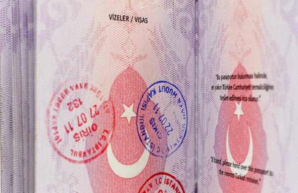 TÜRKİYE’DEN 615 DEVLET ÇALIŞANI ALMAYA’YA İLTİCA ETTİ