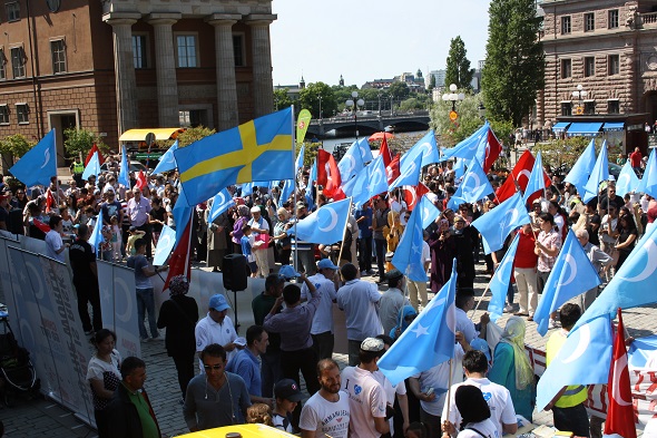 STOCKHOLM’DA ÇİN PROTESTO EDİLDİ