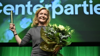 ELİSABETH THAND RİNGQVİST MERKEZ PARTİSİ’NİN YENİ BAŞKANI SEÇİLDİ