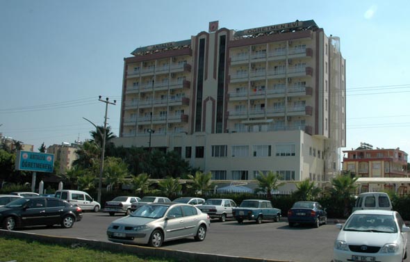 ÖĞRETMENEVLERİNDE İÇKİ YASAK