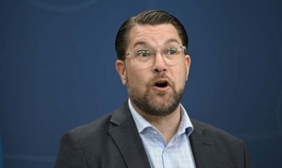 İSVEÇ DEMOKRATLARI BAKANLIKLARININ YARISINI İSTİYOR