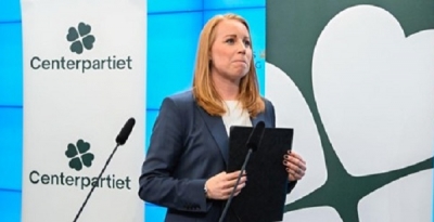 MERKEZ PARTİSİ BAŞKANI ANNİE LÖÖF İSTİFA EDİYOR